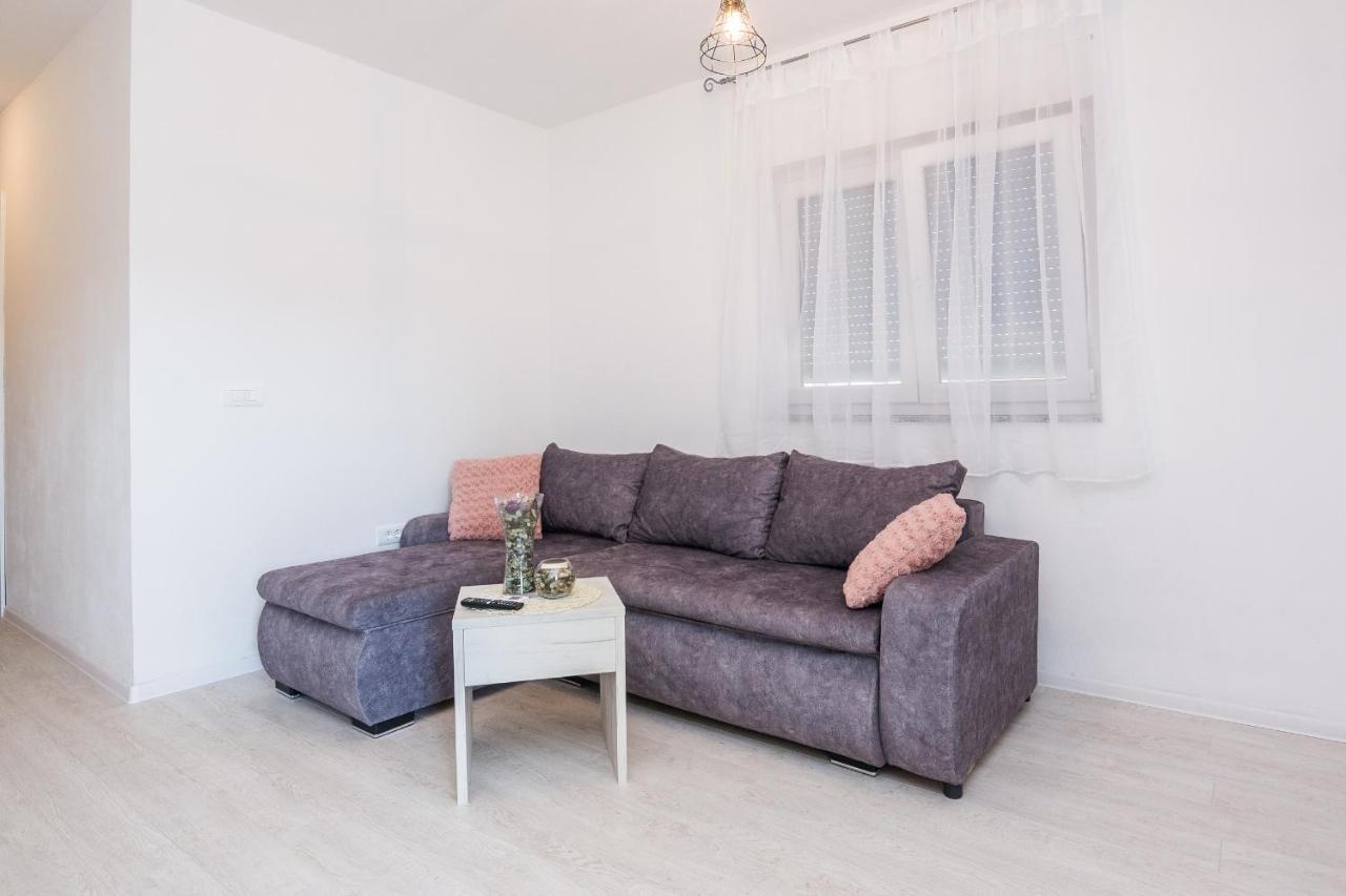 Apartments Krpan Vir Dış mekan fotoğraf