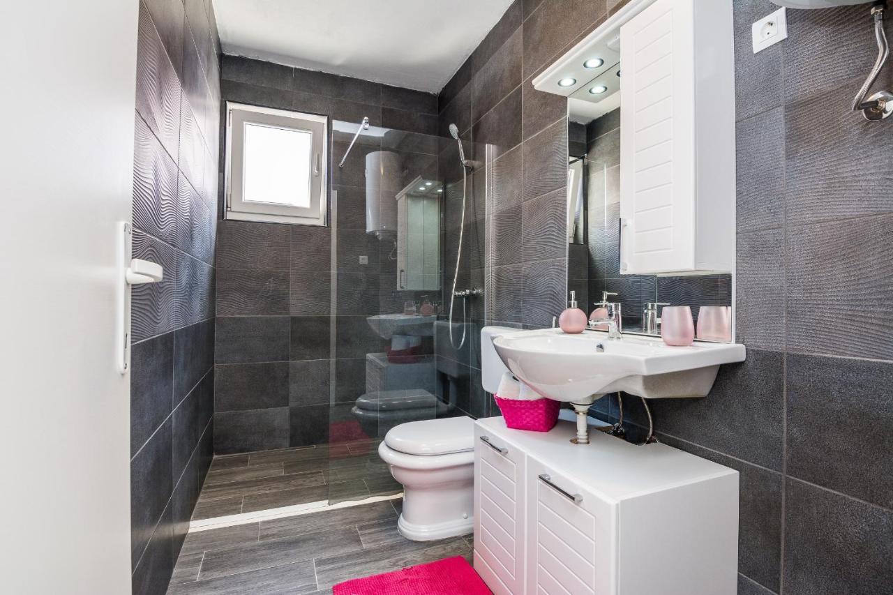 Apartments Krpan Vir Dış mekan fotoğraf
