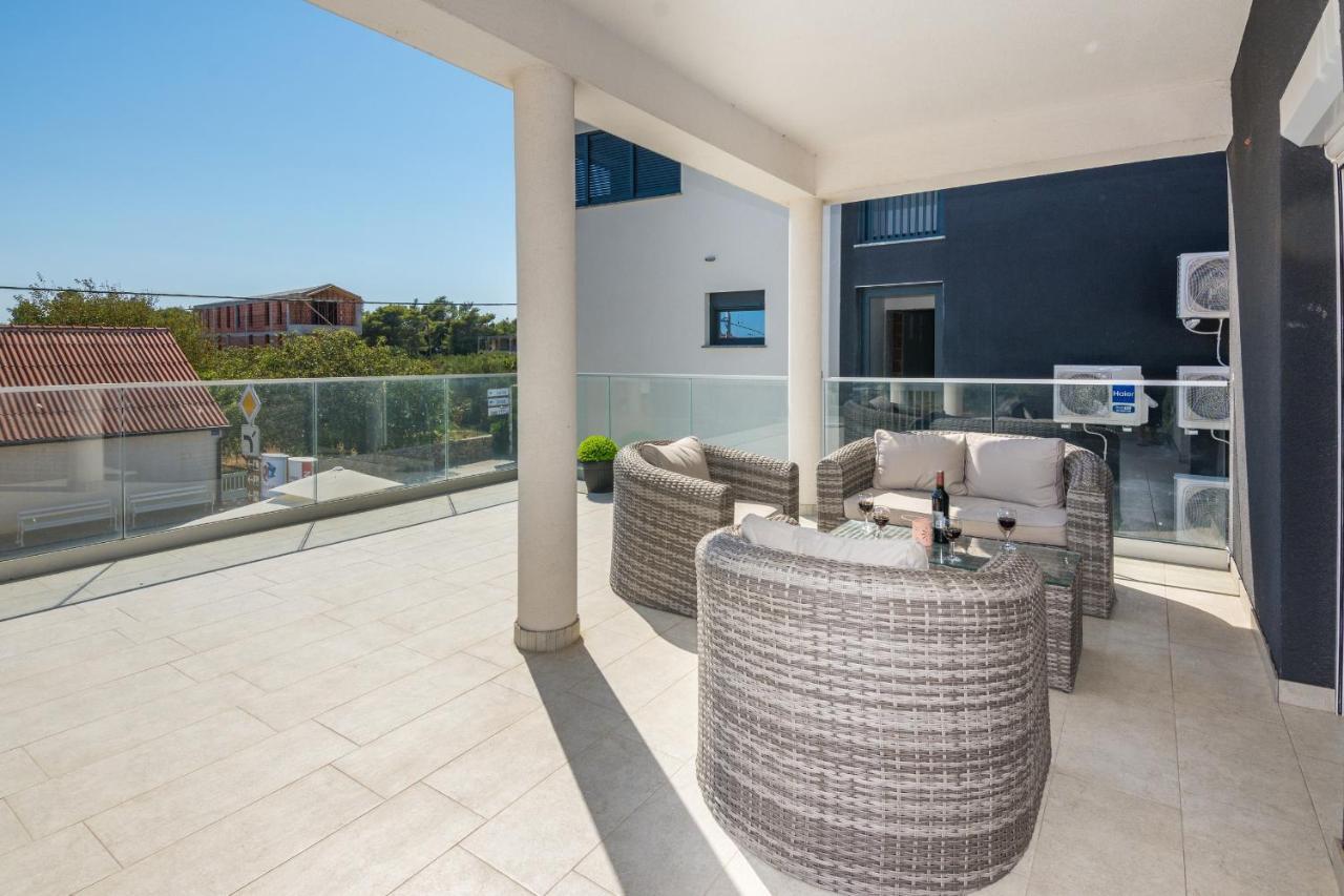 Apartments Krpan Vir Dış mekan fotoğraf