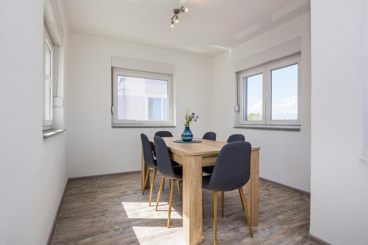 Apartments Krpan Vir Dış mekan fotoğraf